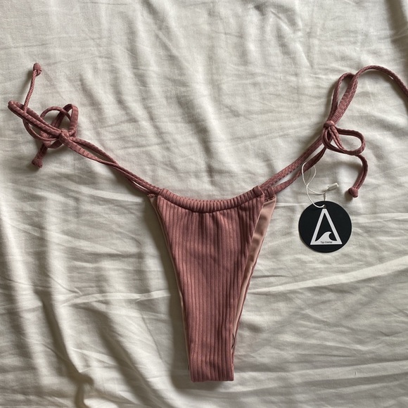 NWT tai swim set - Picture 5 of 7